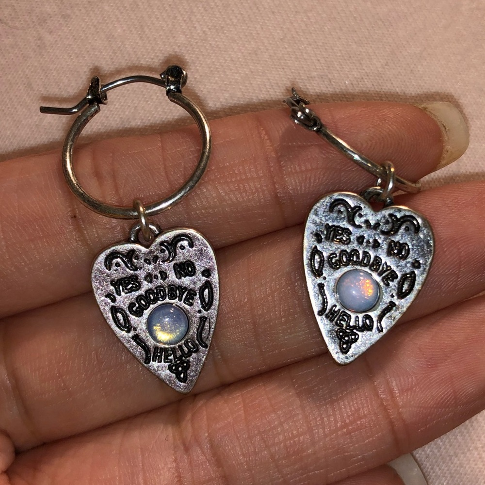 🖤Hot Topic Heart Ouiji Board Earrings🖤